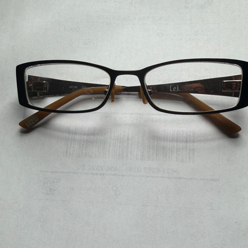 lei Rectangular Glasses in Black and Brown Temples